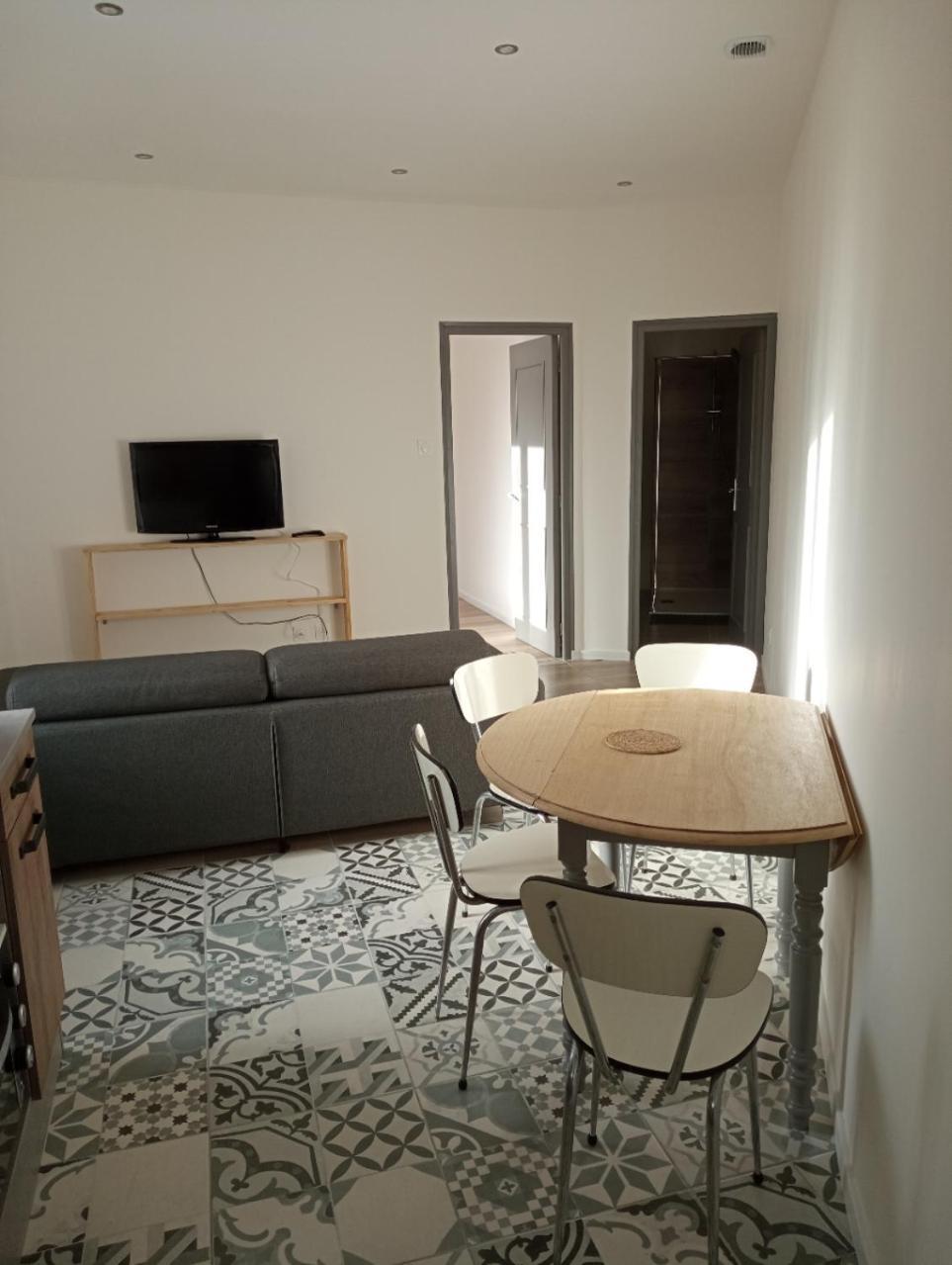 Appart Proche Toutes Commodites Souvigny Zewnętrze zdjęcie